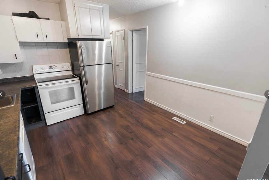534 St John St #1 - Photo 4 of 16