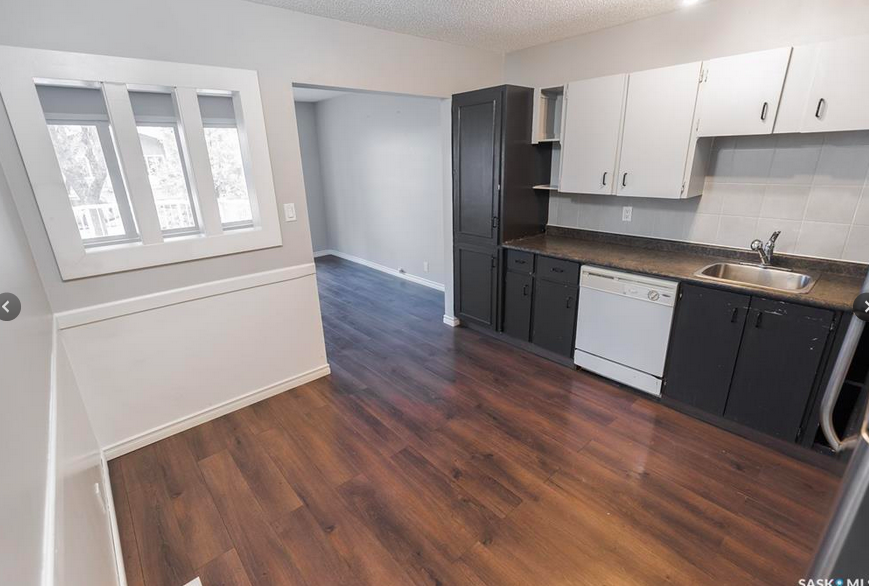 534 St John St #1 - Photo 5 of 16
