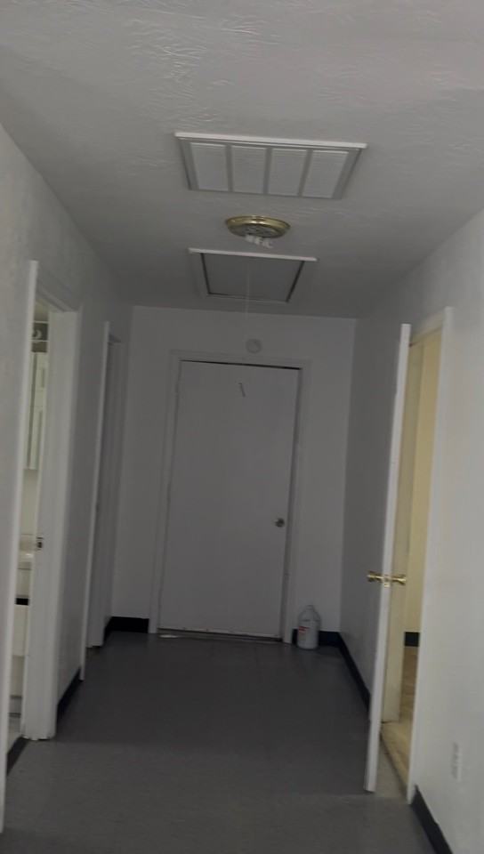 1082 Horseshoe Rd - Photo 4 of 12