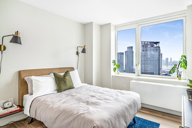 52 Center Blvd #2513 - Photo 6 of 11