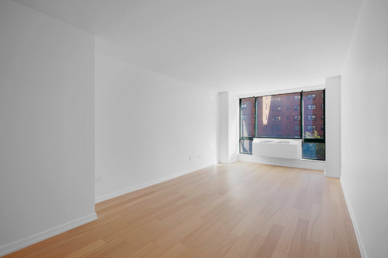78 W 63rd St #C888 - Photo 2 of 28