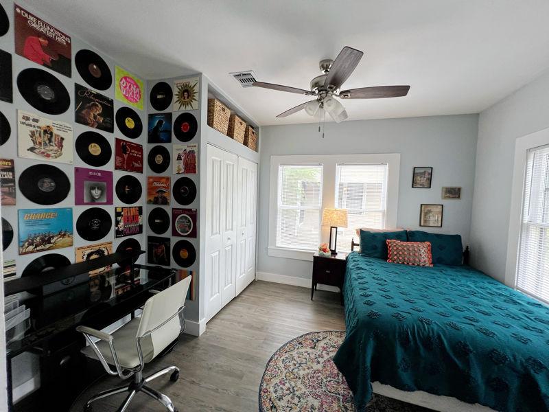 715 W Hollywood Ave #2 - Photo 5 of 25