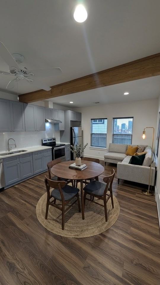 407 Winnie St #B - Photo 2 of 23