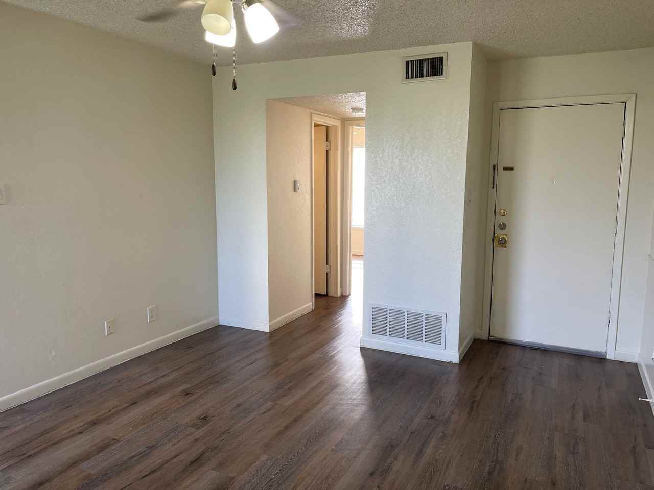 1702 Kirk Ave #104 - Photo 7 of 10
