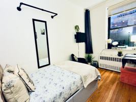 featured image of 2nd Ave And East 75th St