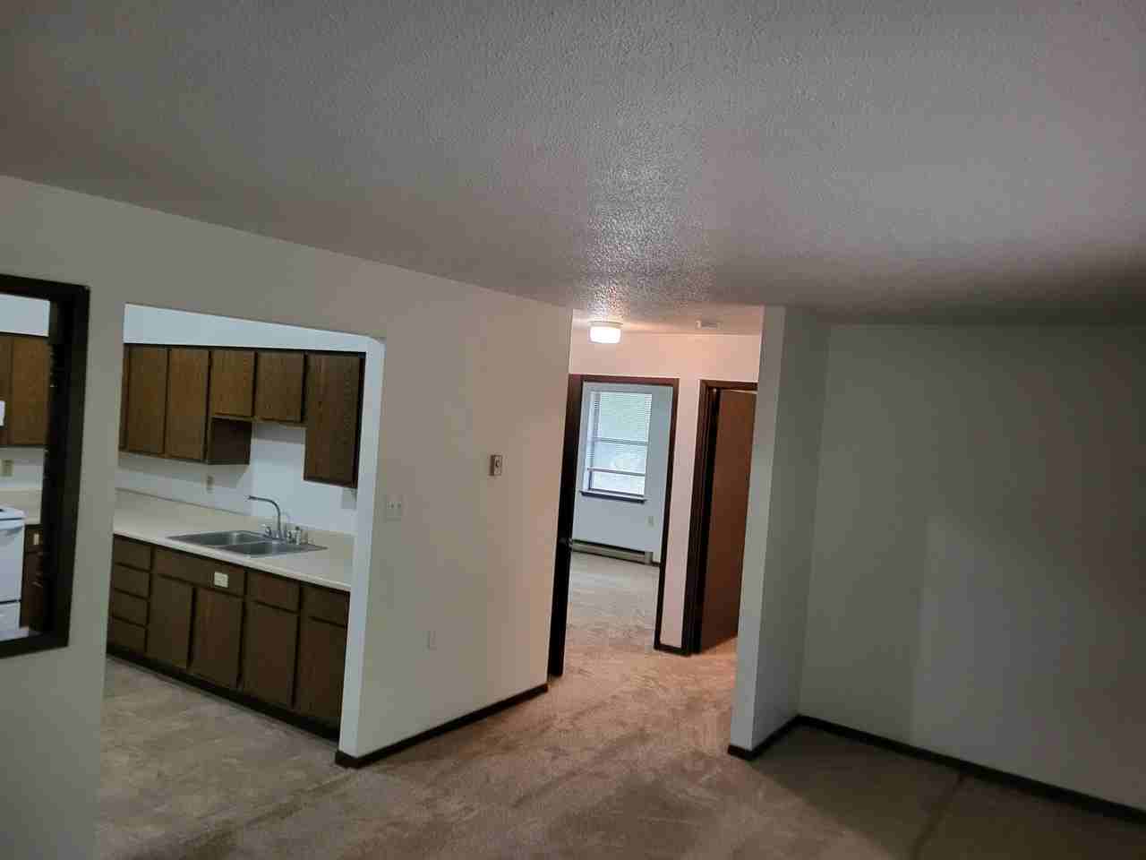 1102 W Mcpherson St #16 - Photo 5 of 9