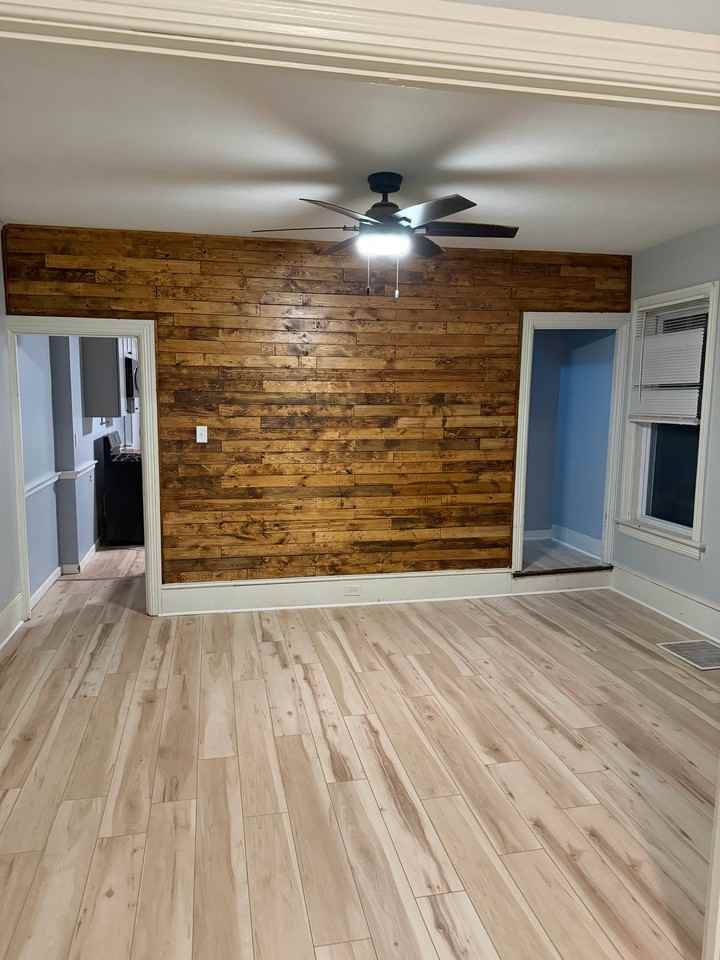 136 N Arch St #138 - Photo 4 of 15