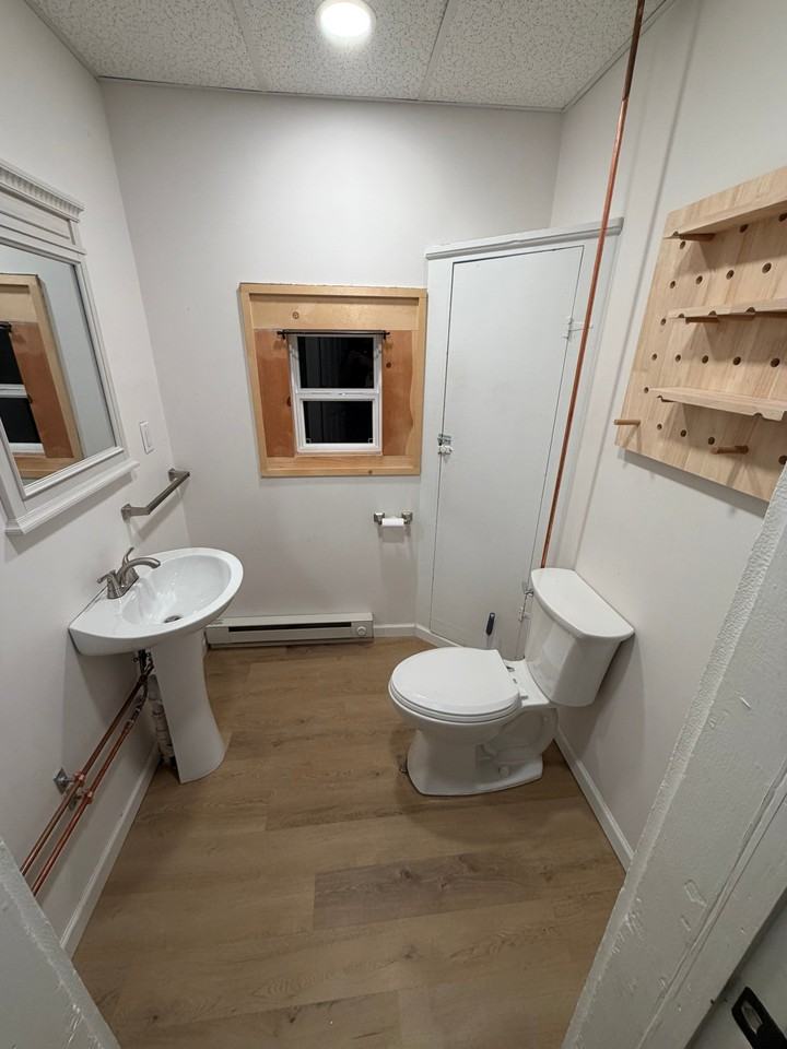 136 N Arch St #138 - Photo 5 of 15
