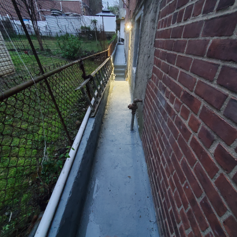3180 Fish Ave - Photo 3 of 8