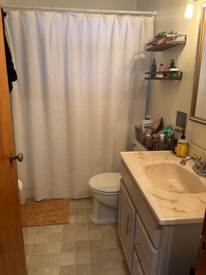 2112 Adams St - Photo 2 of 8