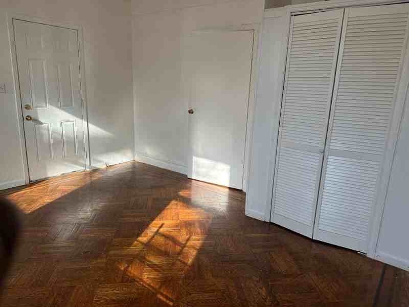 1 Bronxwood Ave - Photo 2 of 15
