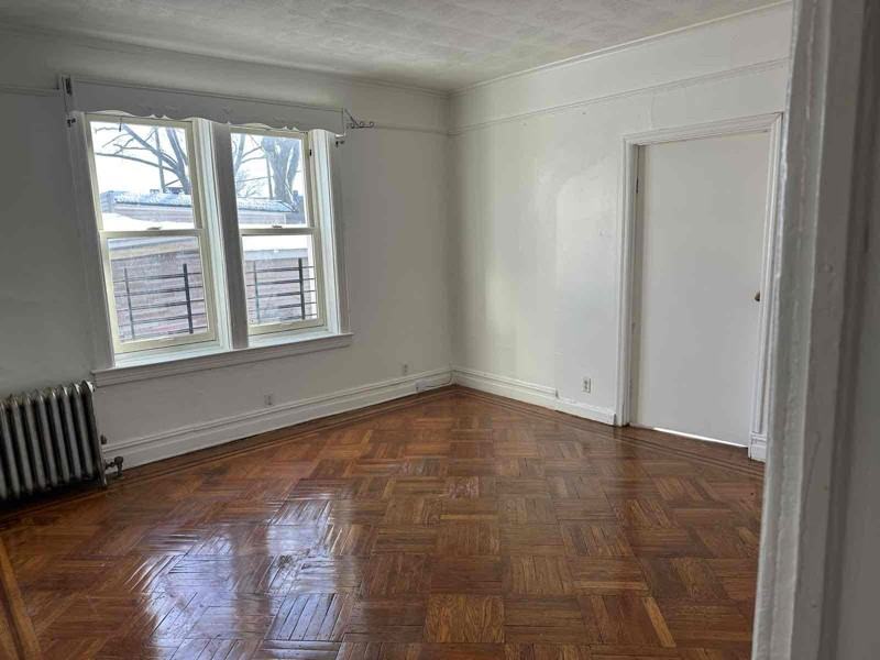 1 Bronxwood Ave - Photo 3 of 15