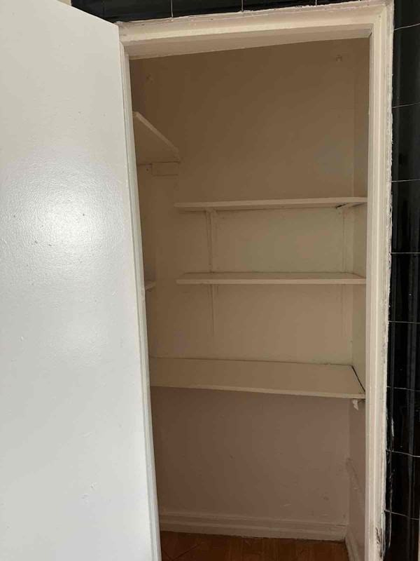 1 Bronxwood Ave - Photo 7 of 15
