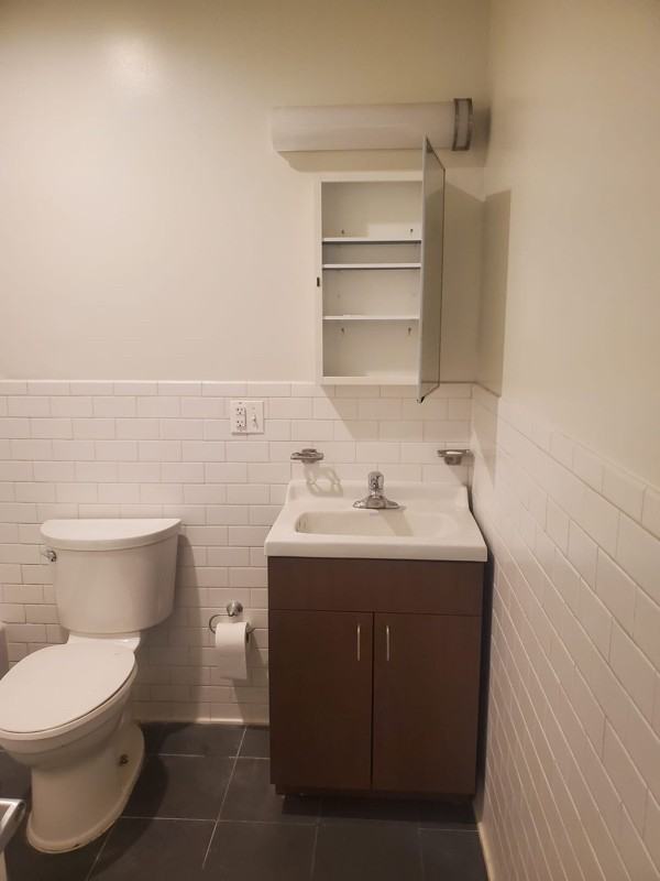 1024 E 224th St - Photo 2 of 5