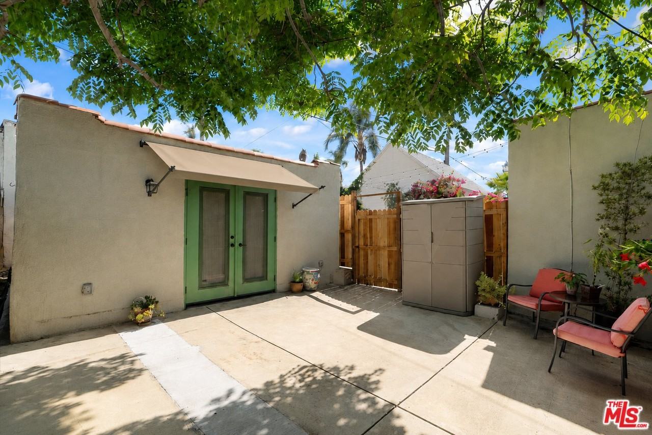 3156 W 74th St - Photo 4 of 14