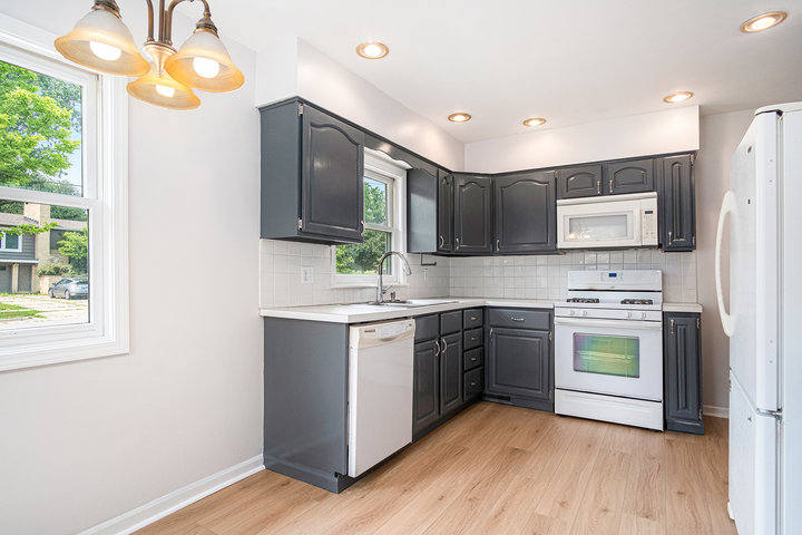 130 Plymouth Ave Ne - Photo 5 of 20