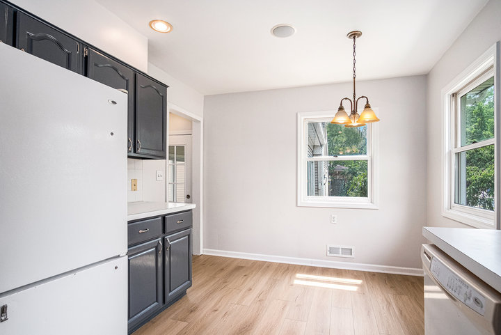 130 Plymouth Ave Ne - Photo 6 of 20