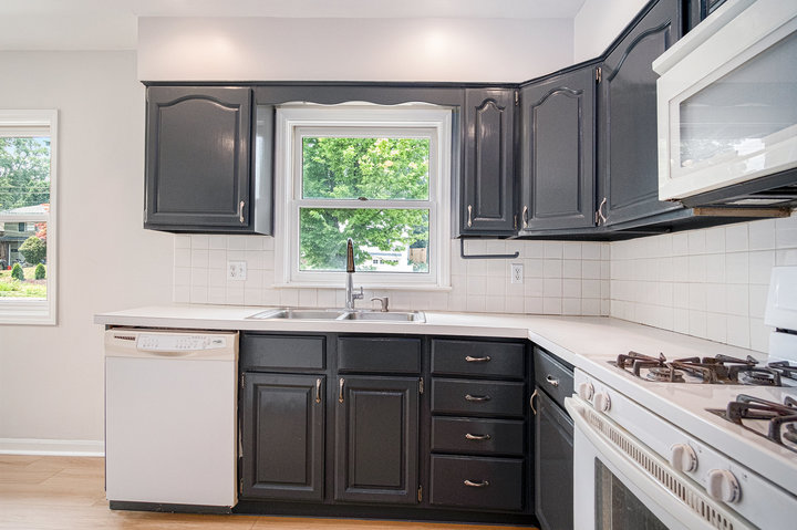 130 Plymouth Ave Ne - Photo 7 of 20