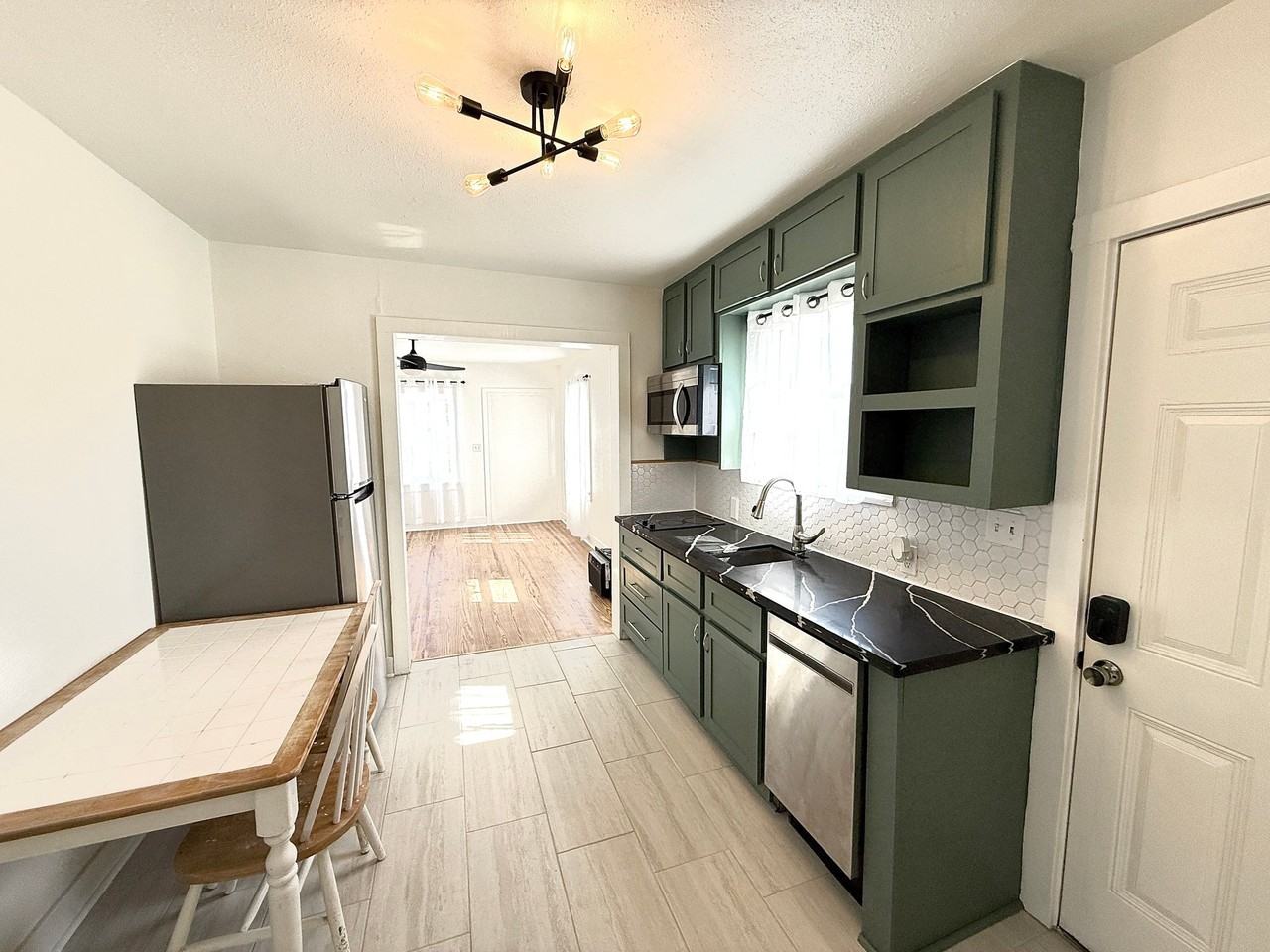 2910 Avenue K #4 - Photo 2 of 13