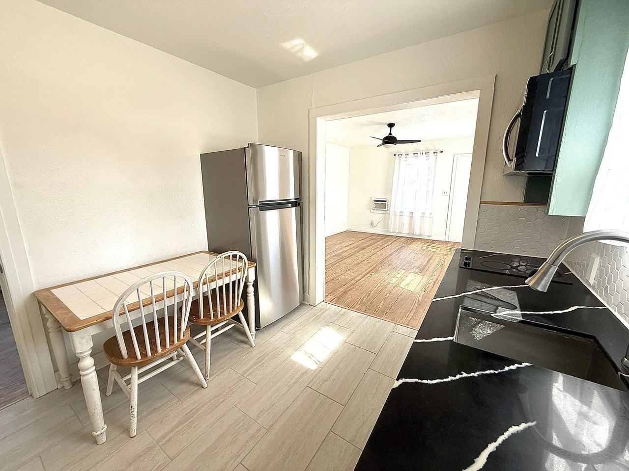 2910 Avenue K #4 - Photo 3 of 13