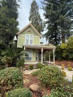 featured image of 172 Orange St #1
