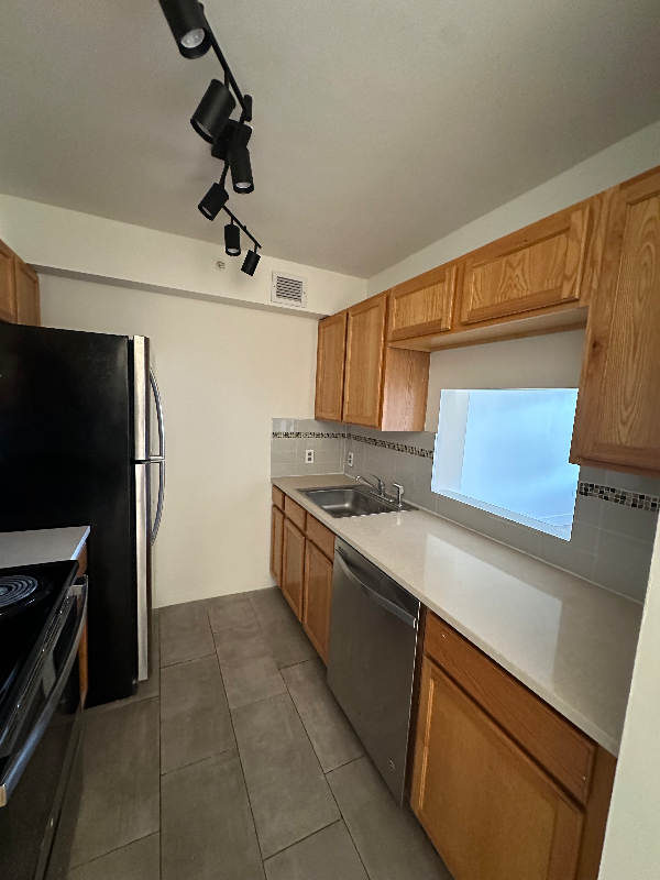221 Beach 80th St - Photo 5 of 14