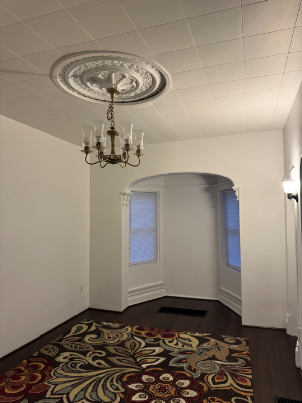 252 W 3rd St - Photo 3 of 7
