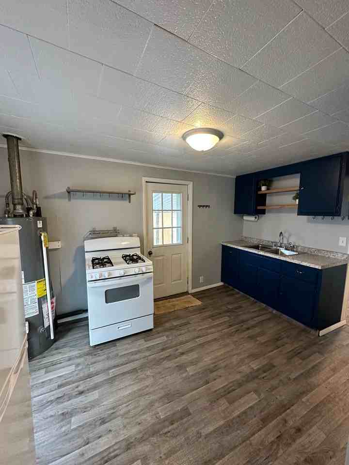 317 E Oakridge Ave - Photo 4 of 16