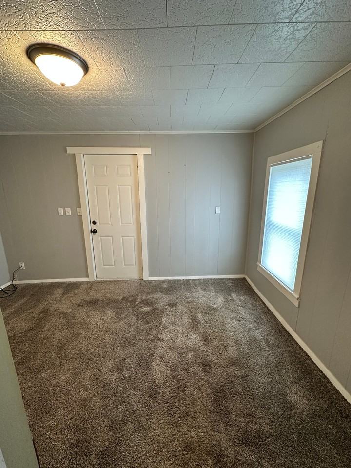 317 E Oakridge Ave - Photo 5 of 16