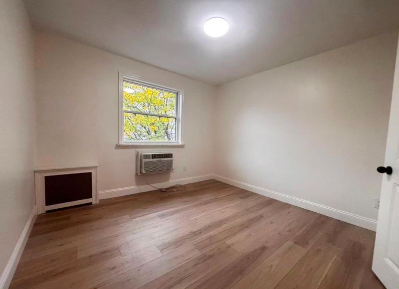 6145 Parsons Blvd - Photo 5 of 9