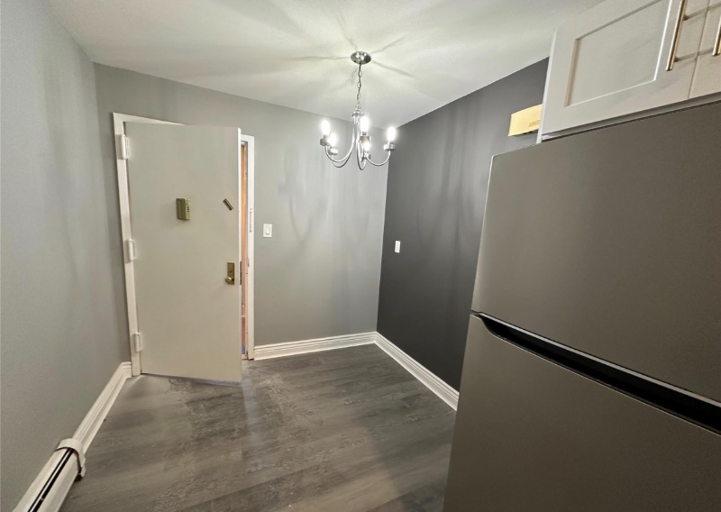 1816 Bell Blvd - Photo 2 of 9