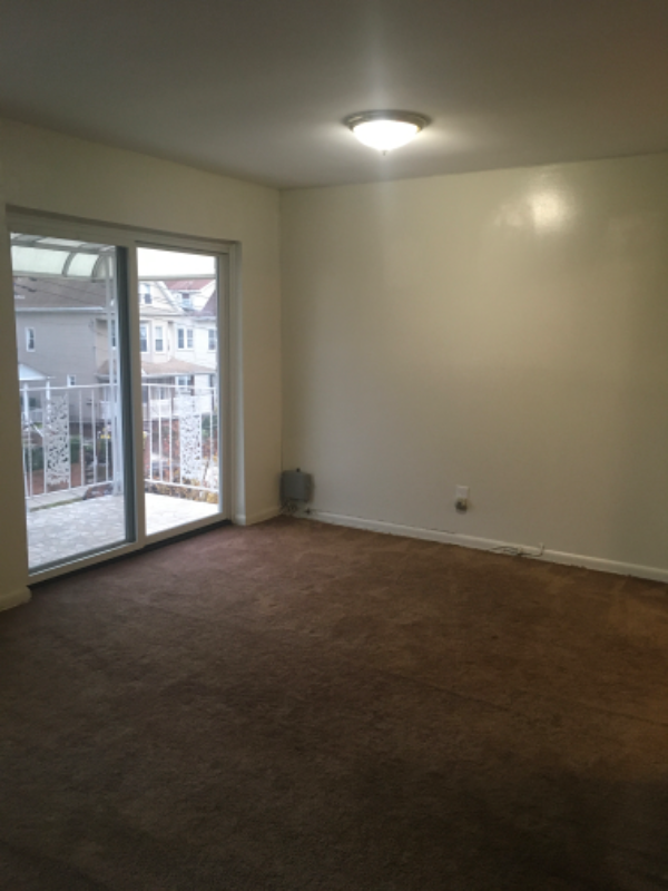 1650 New York Ave - Photo 4 of 11