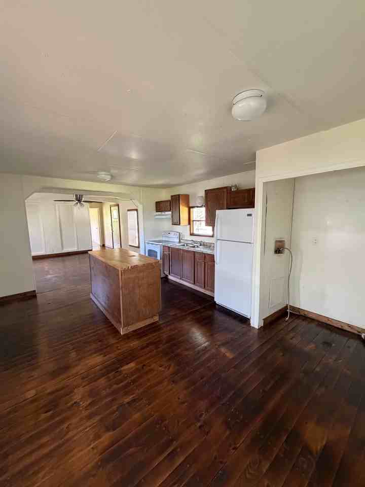 9929 Farris Loop - Photo 2 of 8