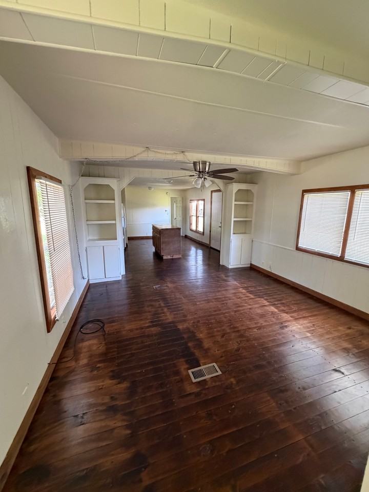 9929 Farris Loop - Photo 3 of 8