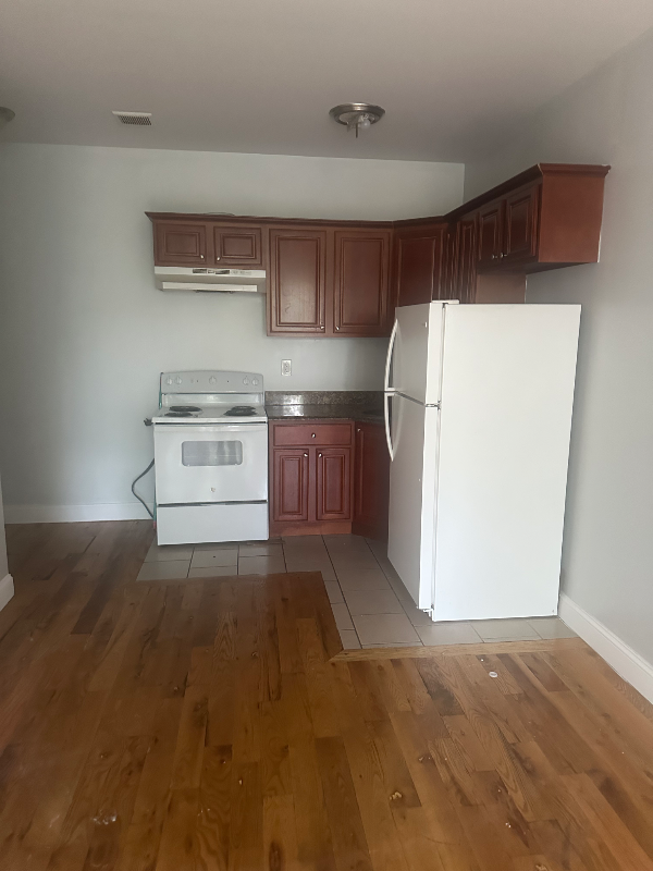 866 E 230th St #1 - Photo 3 of 3