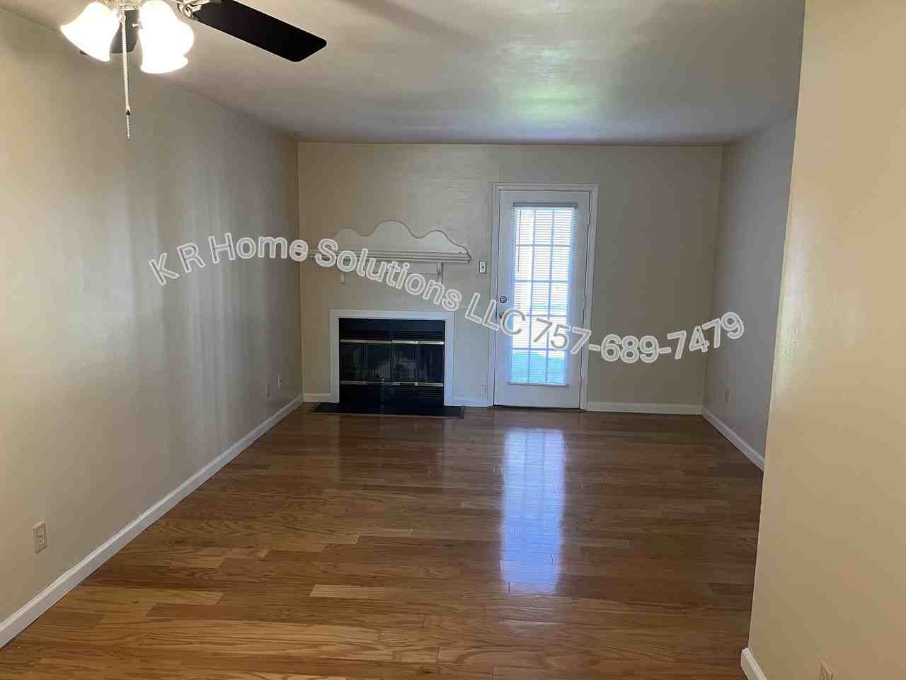 1449 Olivewood Ct - Photo 3 of 8