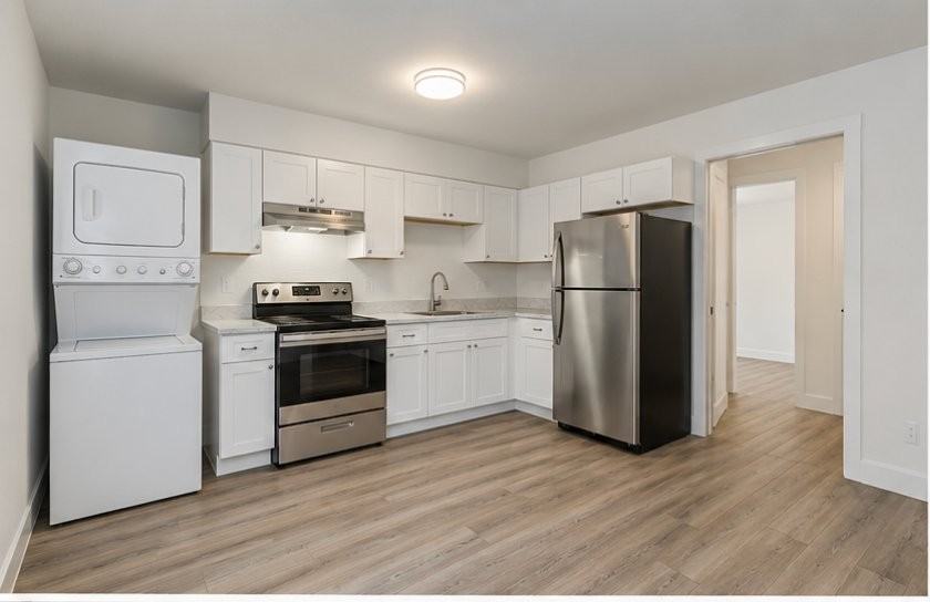 149 E 1st St #2