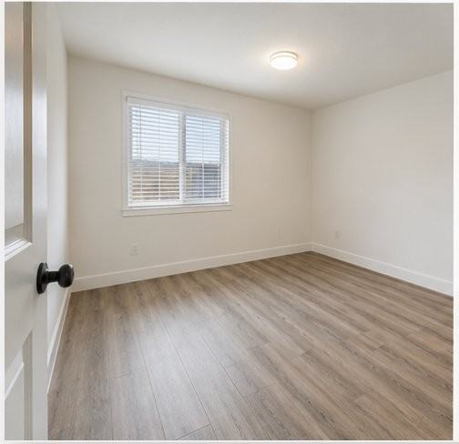 149 E 1st St #2 - Photo 3 of 5