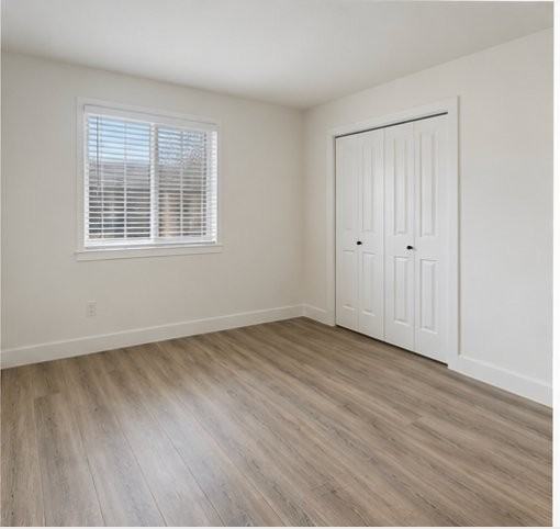 149 E 1st St #2 - Photo 4 of 5