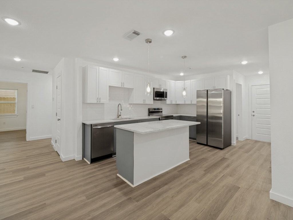 12057 Bellafonte Dr - Photo 6 of 15