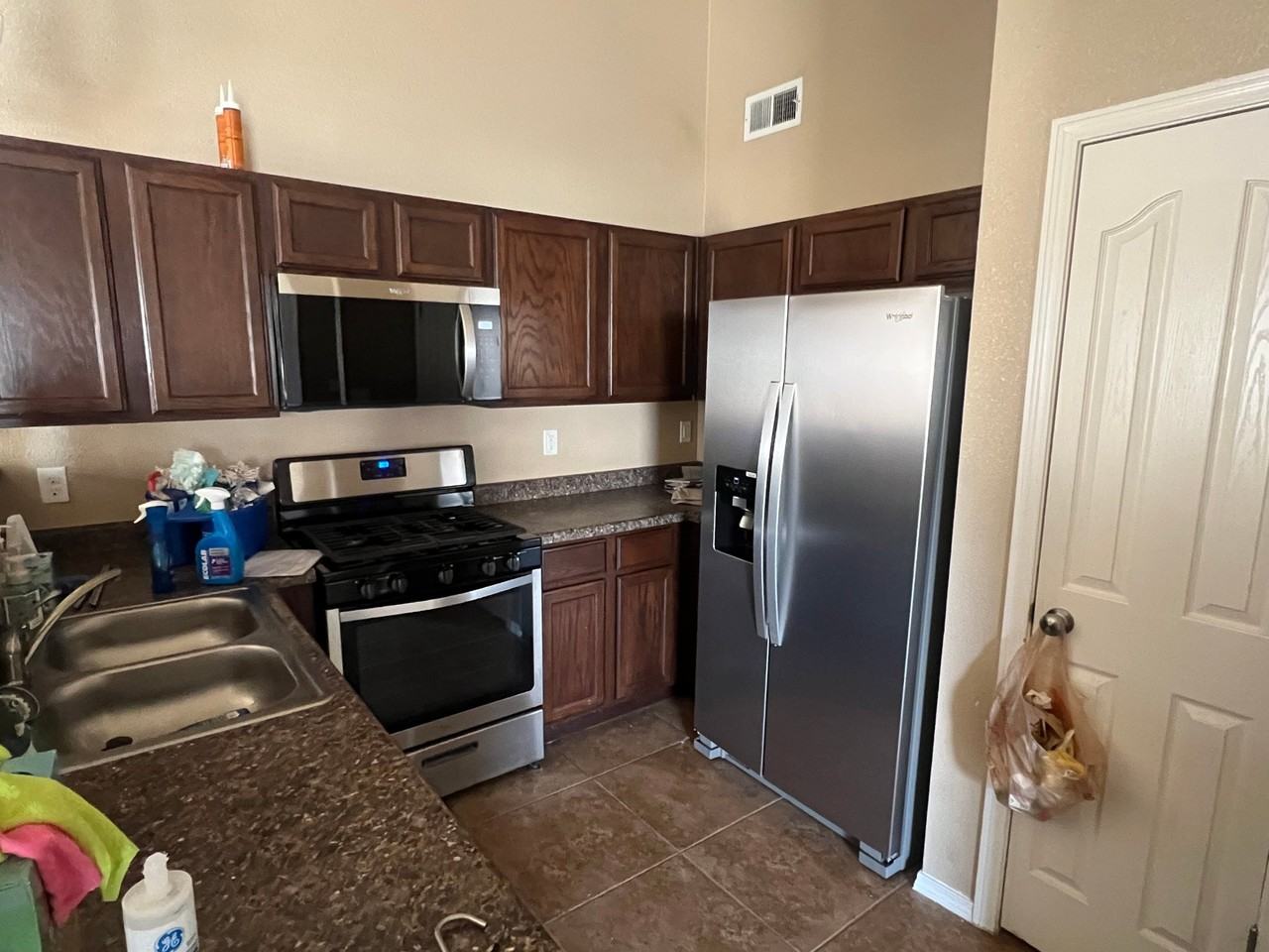 12037 Copper Mine Ln - Photo 3 of 26