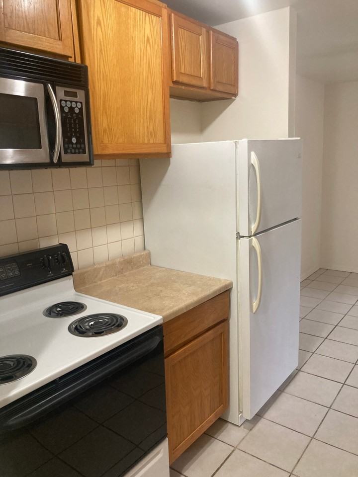 21640 Hillside Dr #2C - Photo 6 of 20