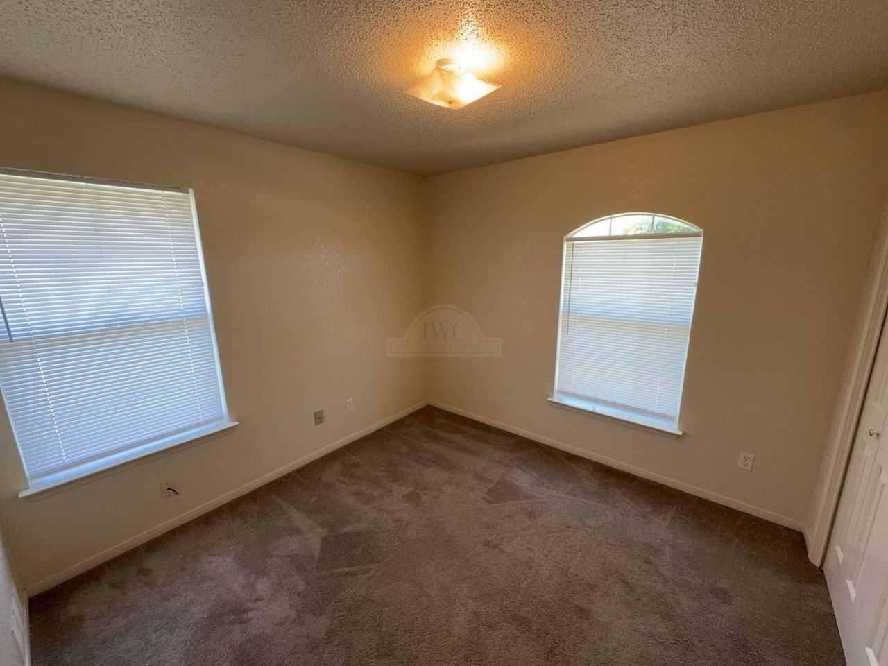 4004 Riverrock Dr - Photo 7 of 21