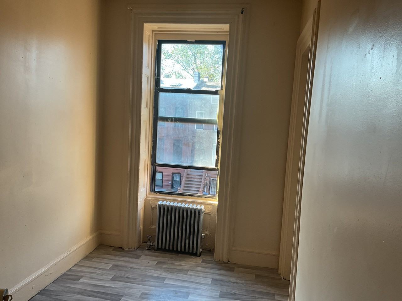 179 Hart St #1 - Photo 4 of 9