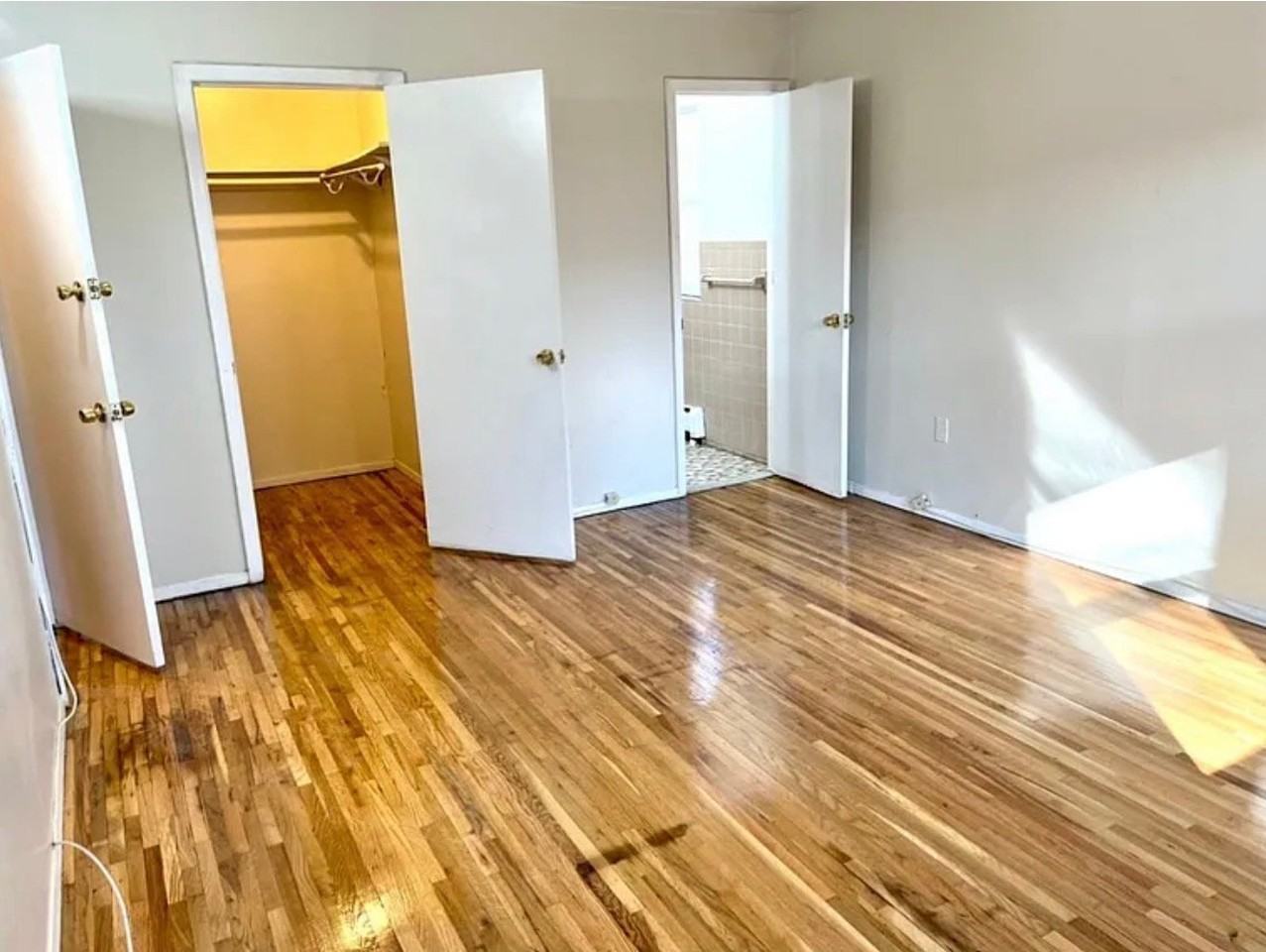 1772 Hammersley Ave #2 - Photo 7 of 17