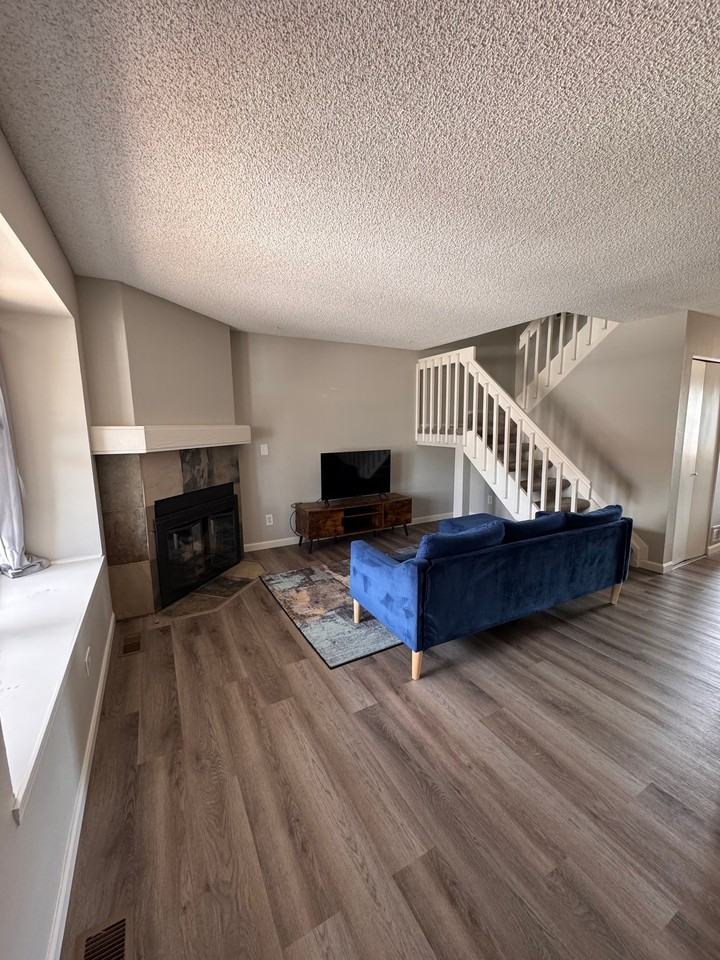 4633 S Crystal Way #E - Photo 2 of 18