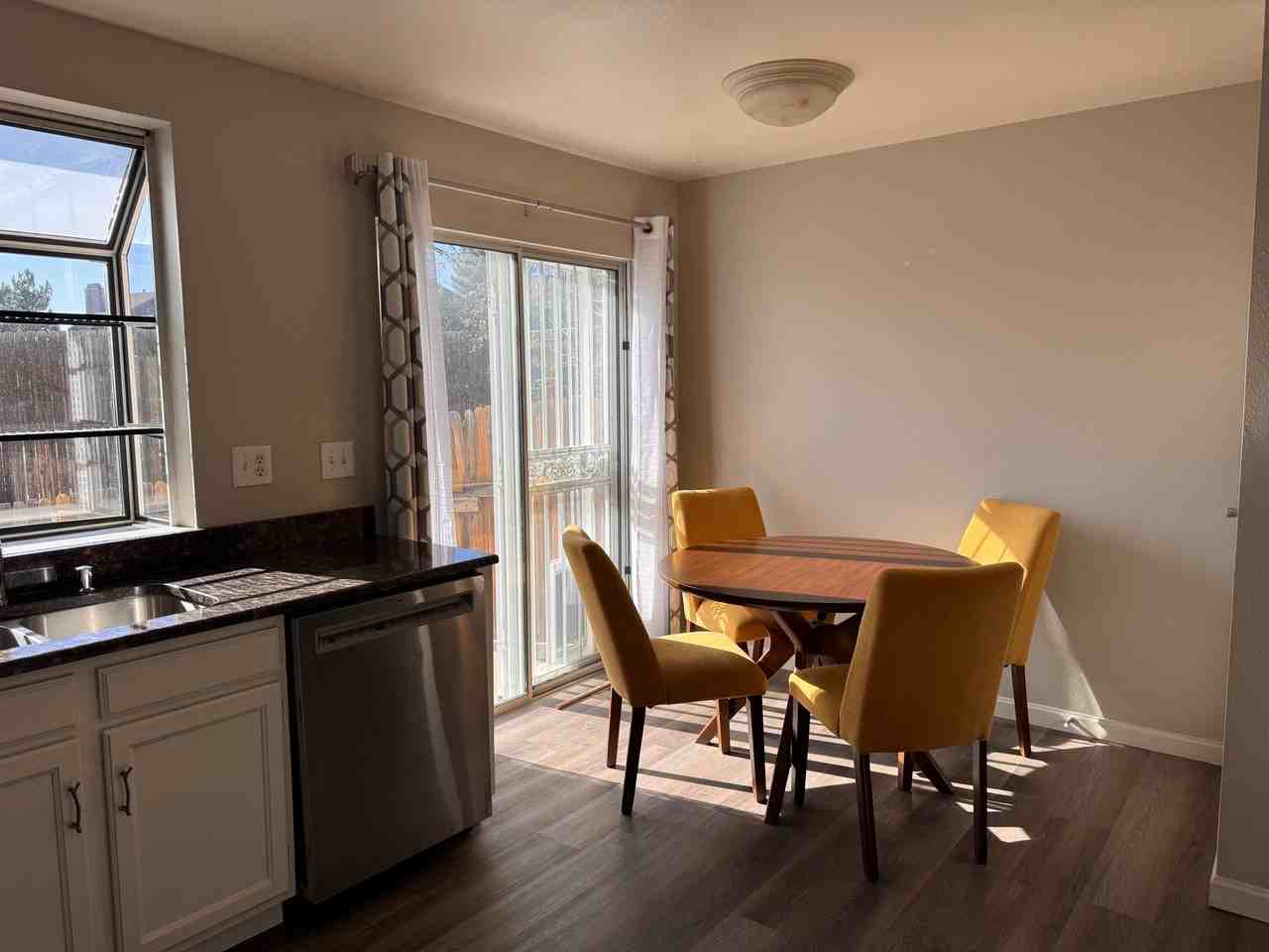 4633 S Crystal Way #E - Photo 5 of 18