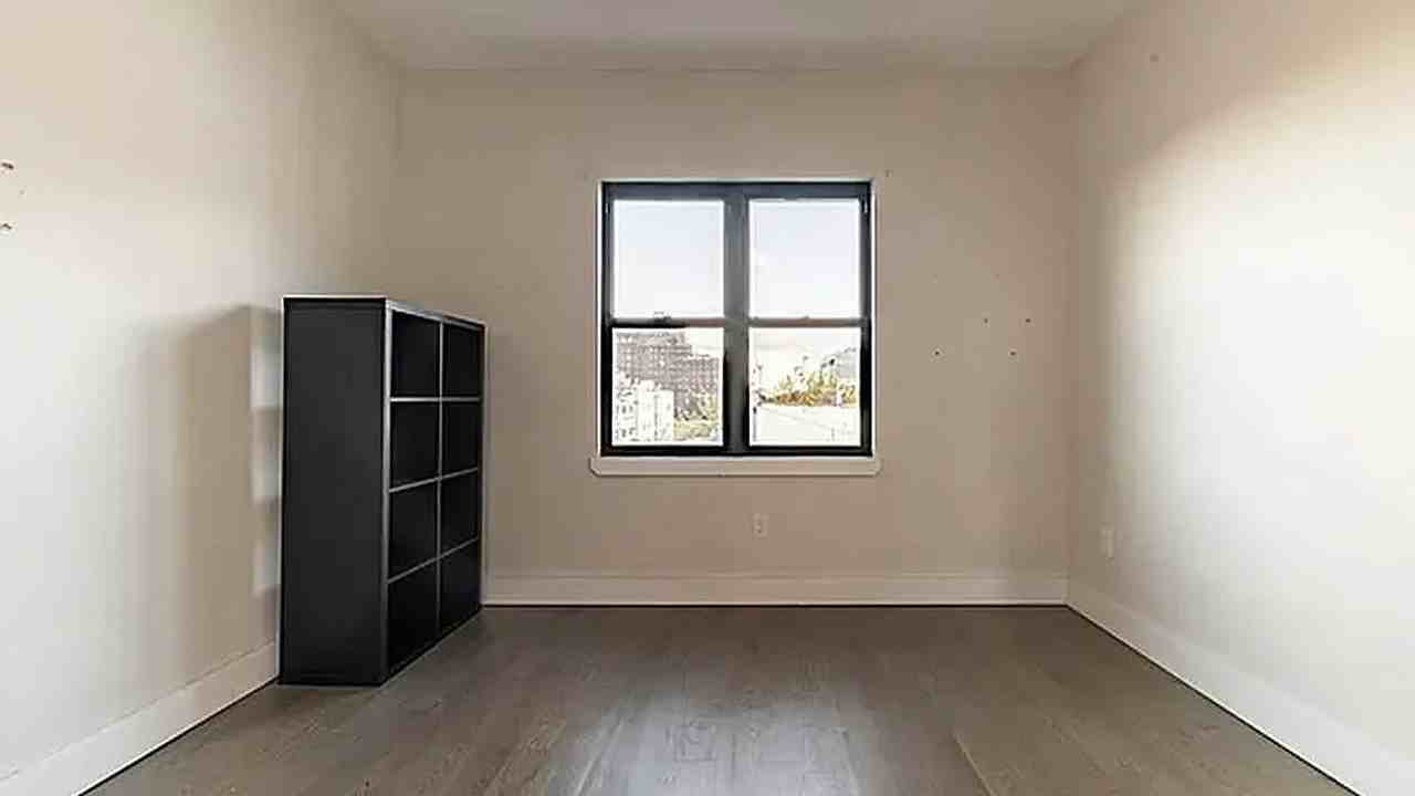 1283 Nostrand Ave #2R - Photo 4 of 11