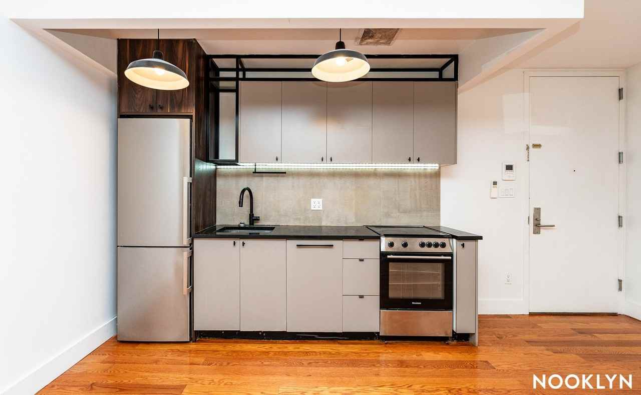 620 Parkside Ave #1B - Photo 3 of 20
