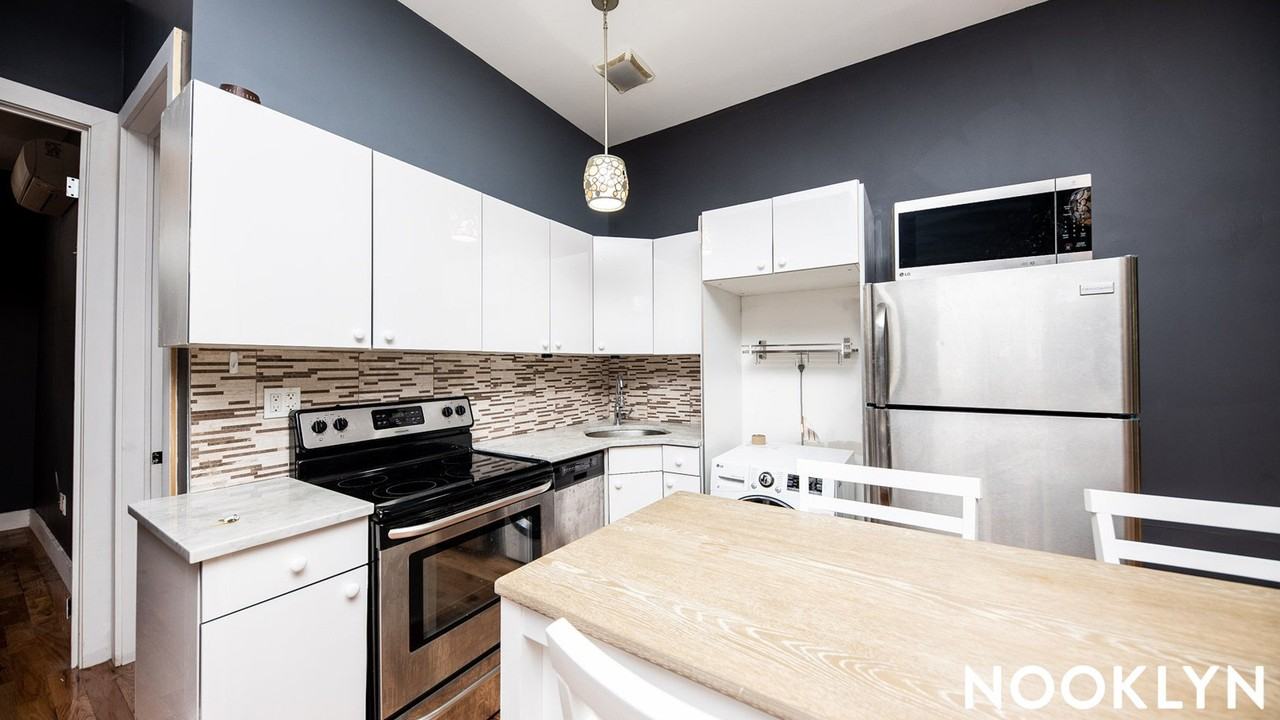 68 Halsey St #2 - Photo 5 of 16